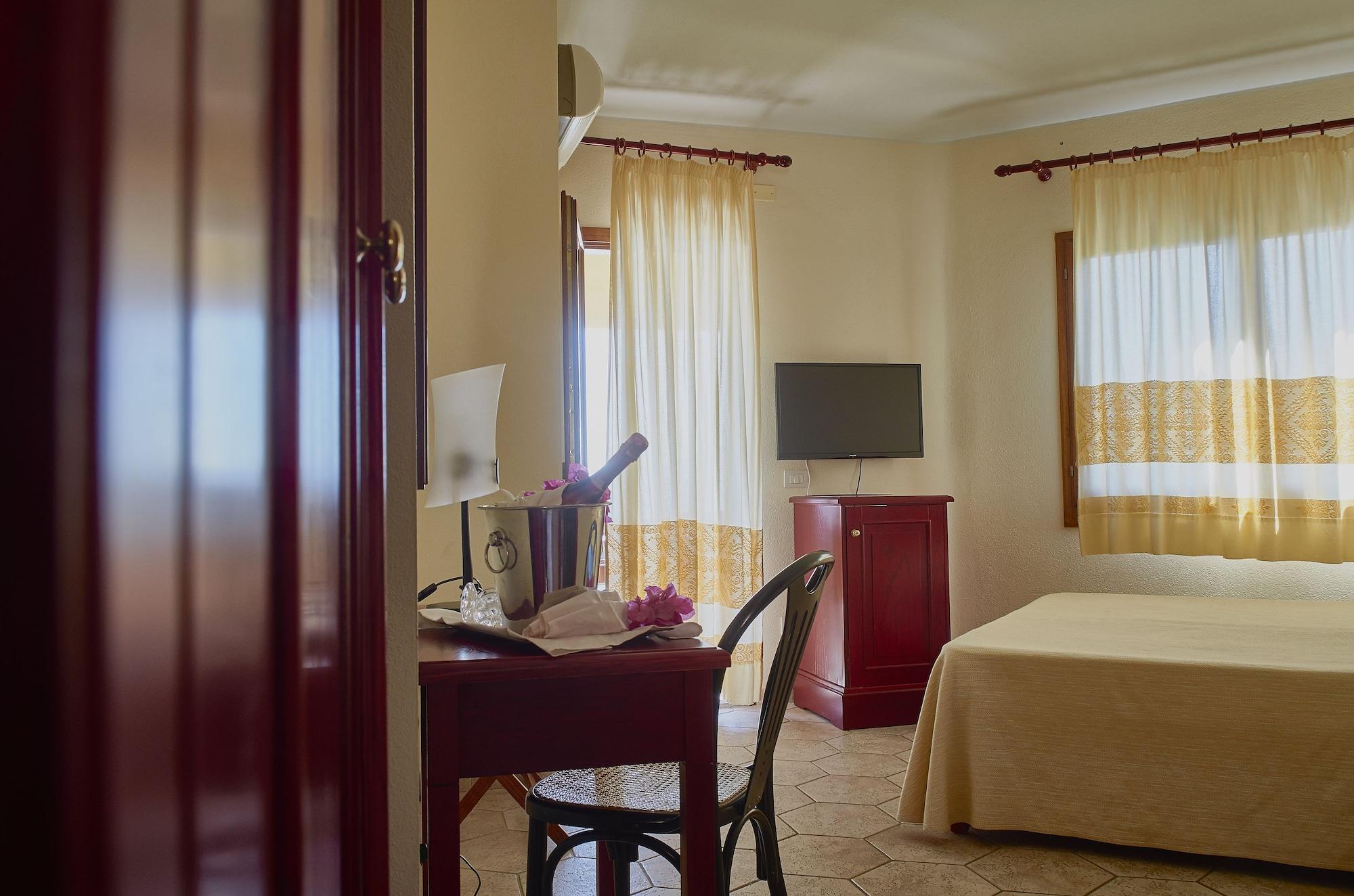 Hotel Club Parco Blu Cala Gonone Esterno foto